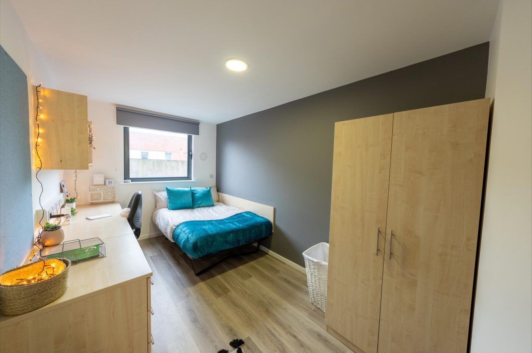 En-suite bronze Thumbnail