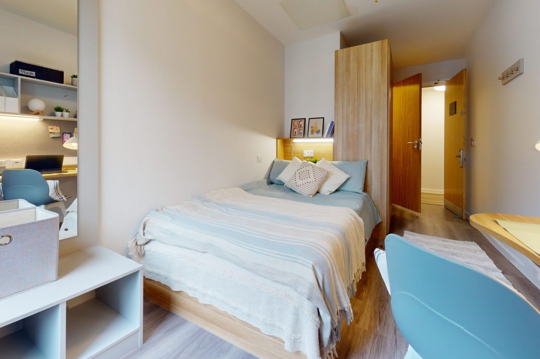Saver En Suite Thumbnail