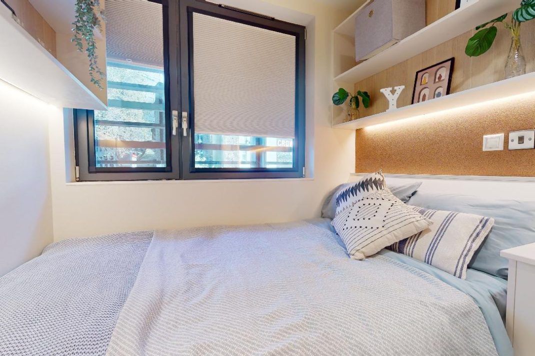 Bronze 3 Bed Apt Plus Thumbnail