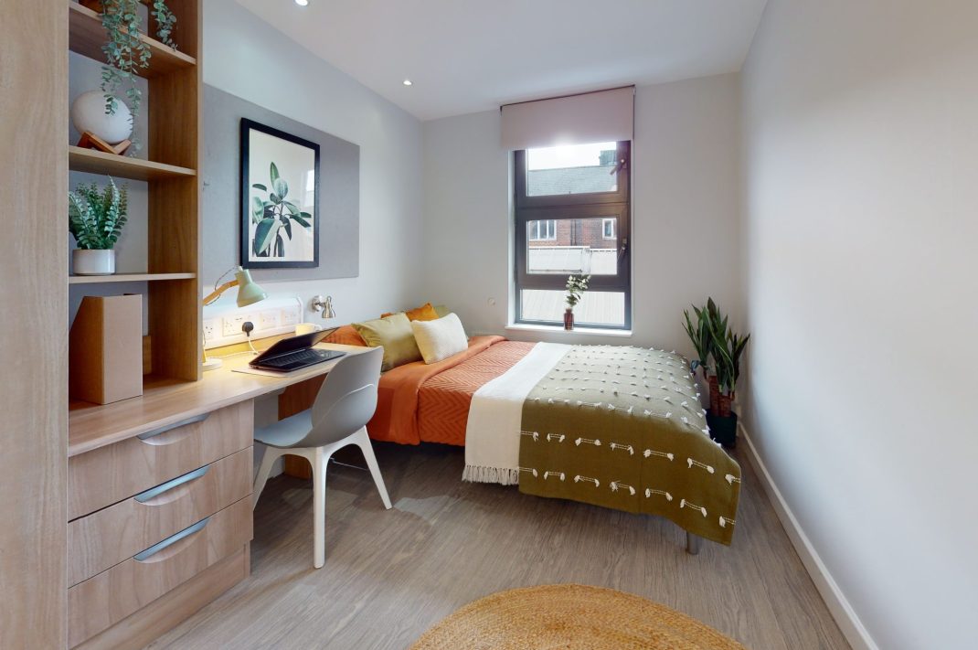 Copper En Suite Thumbnail
