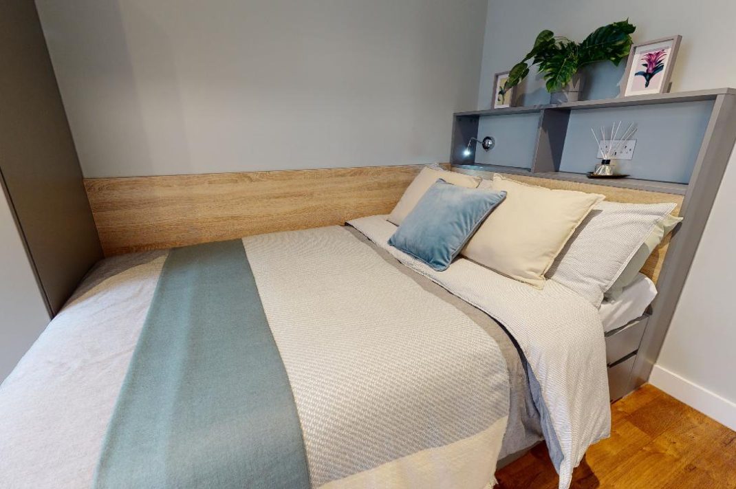 3-Bed Bronze Apartment Thumbnail