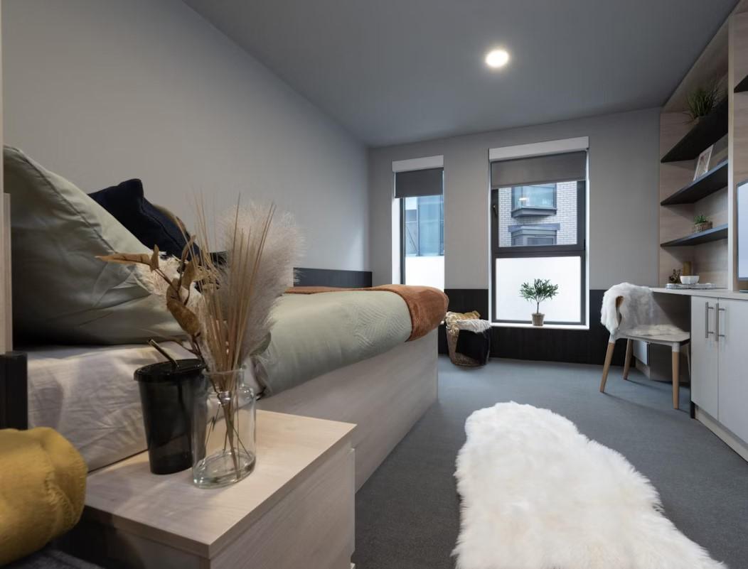 Premium Studio Lower Floors Thumbnail
