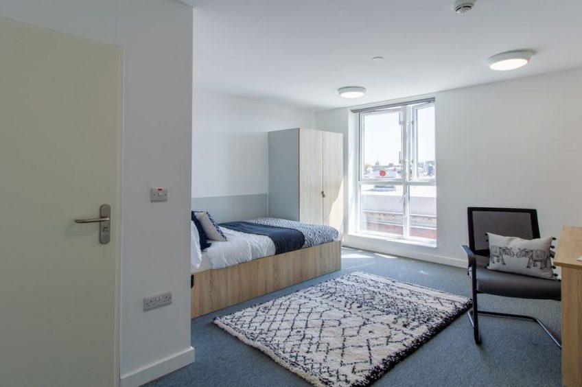 XL Classic Ensuite Thumbnail