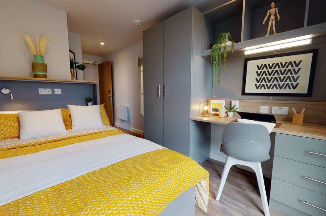 Copper En Suite Thumbnail