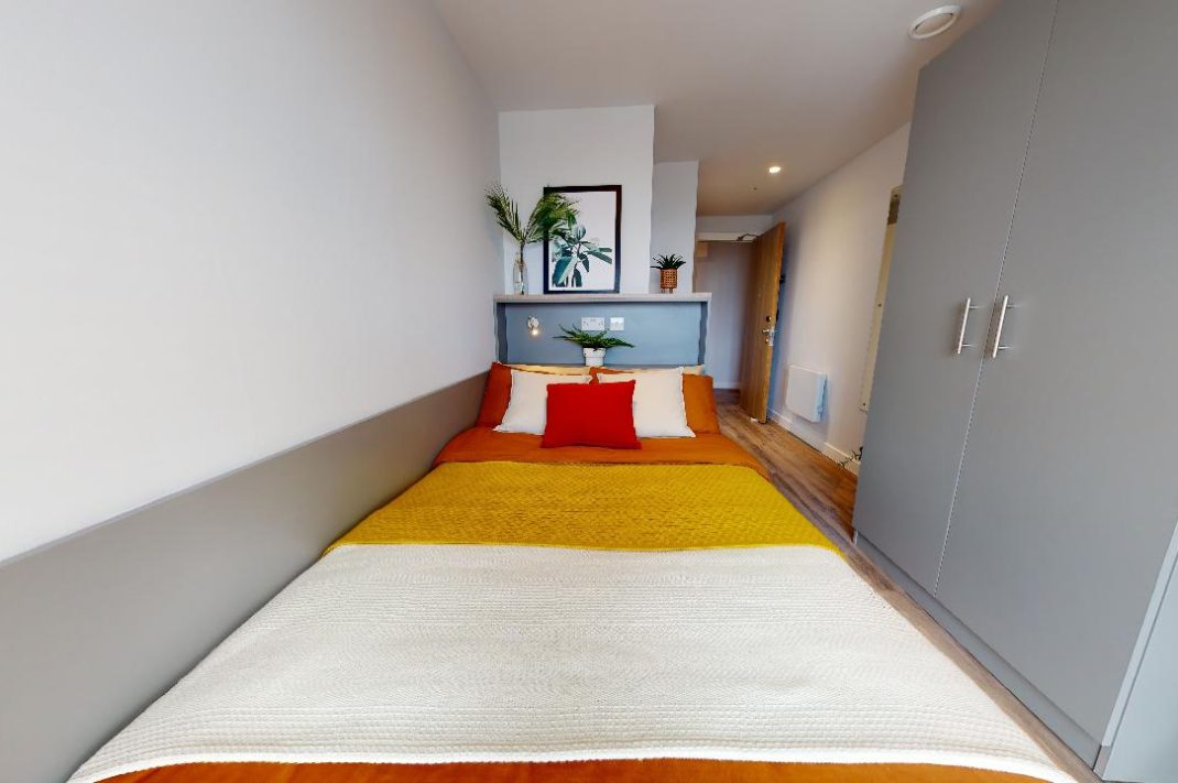 Penthouse En Suite Thumbnail