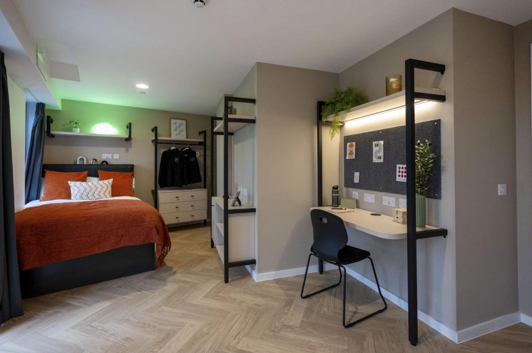 Platinum Ensuite Thumbnail