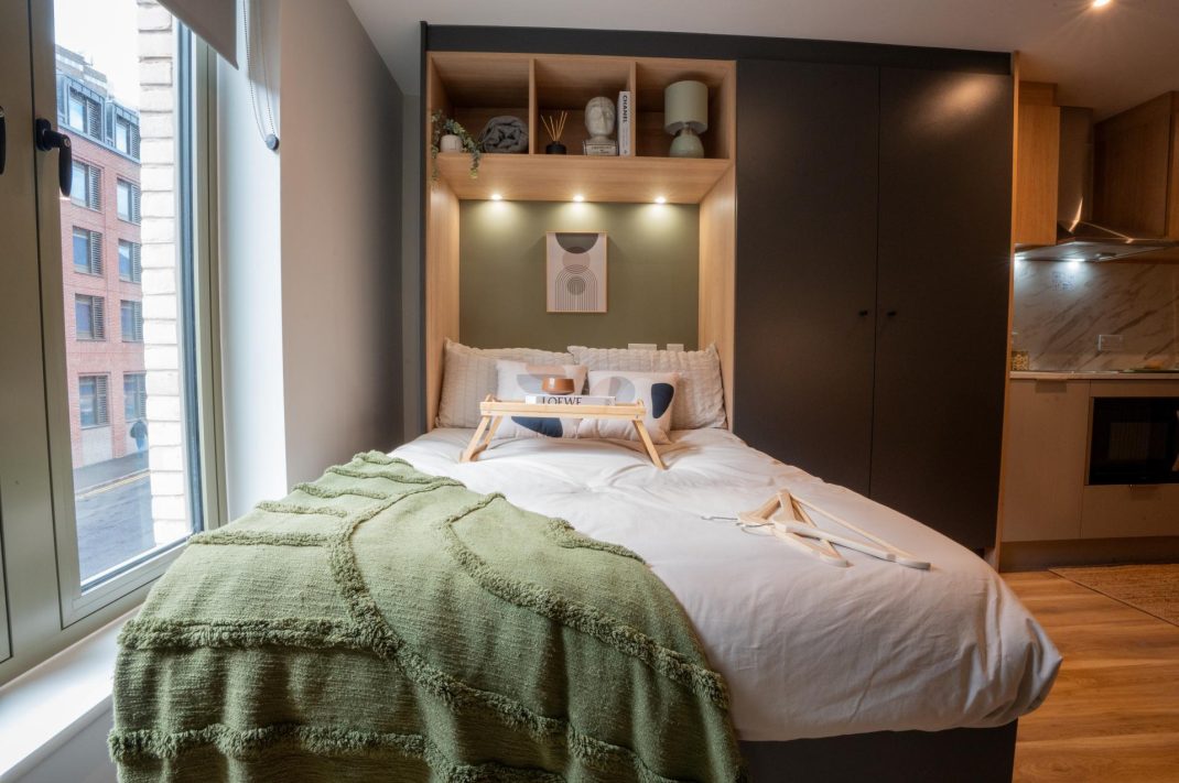Premium Studio Plus, Standard Floors Thumbnail