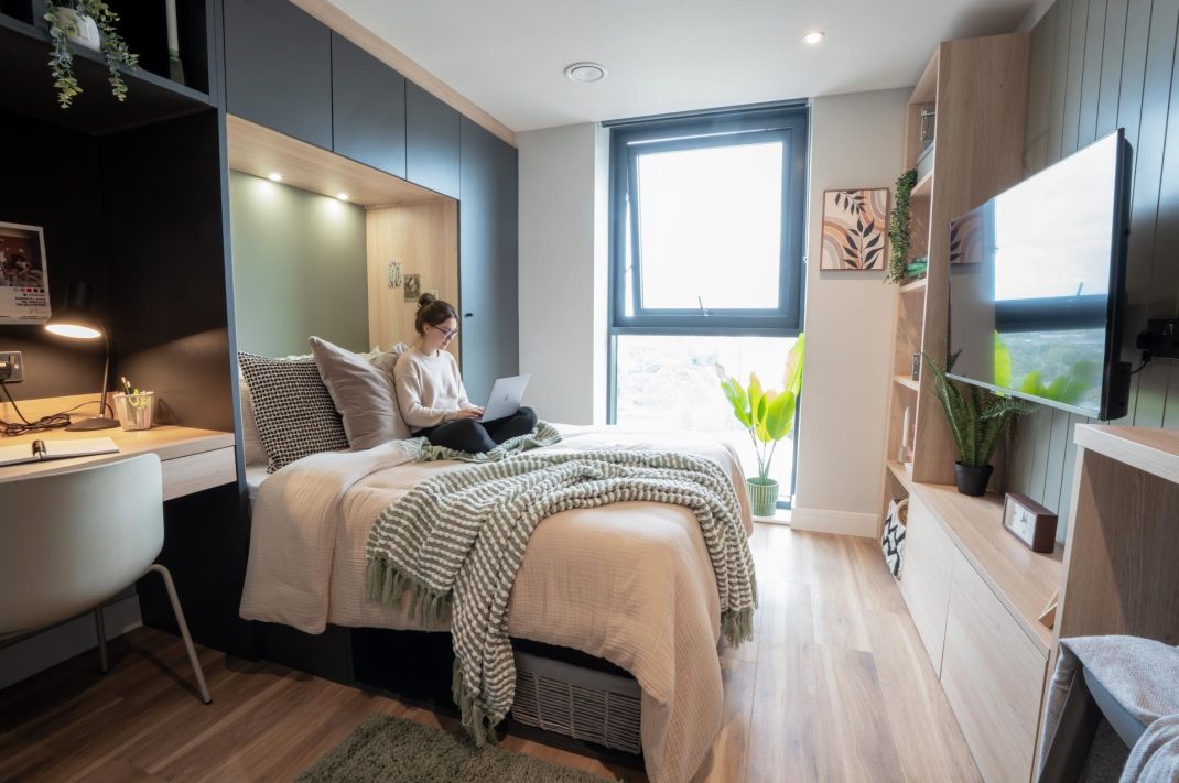 Studio Plus, Standard Floors Thumbnail