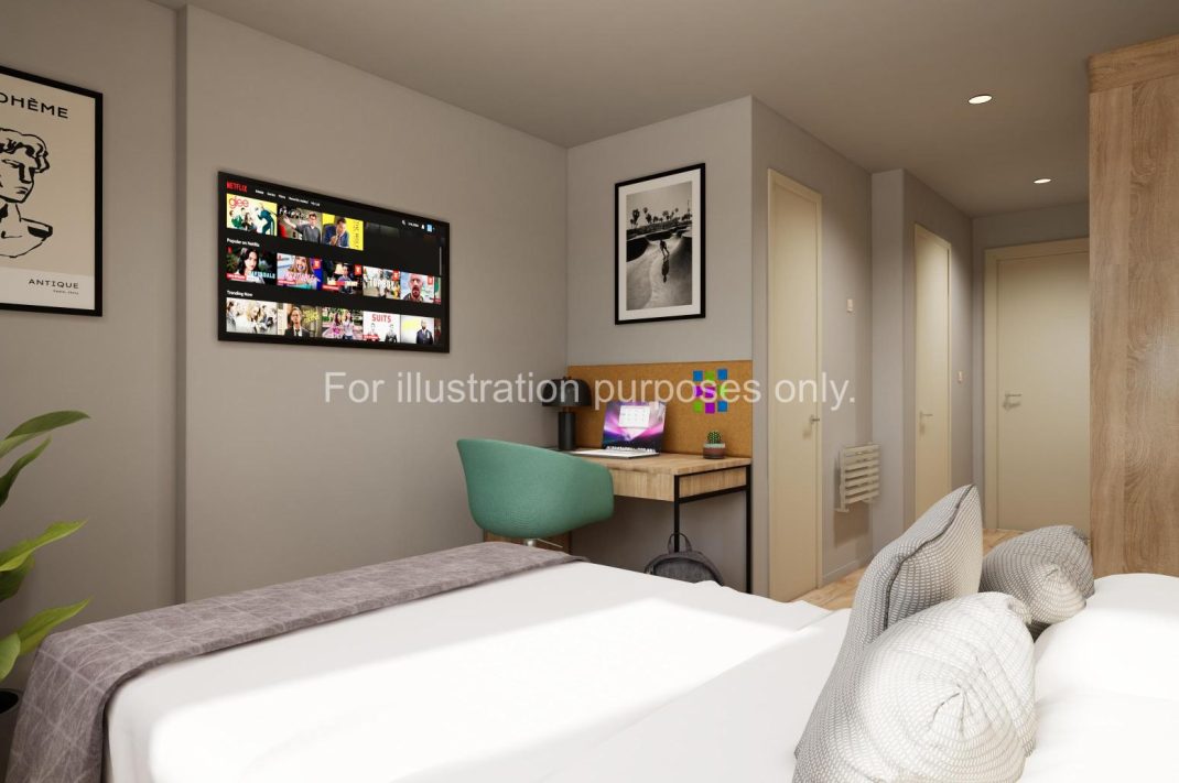 Superior Plus Studio with Terrace Thumbnail