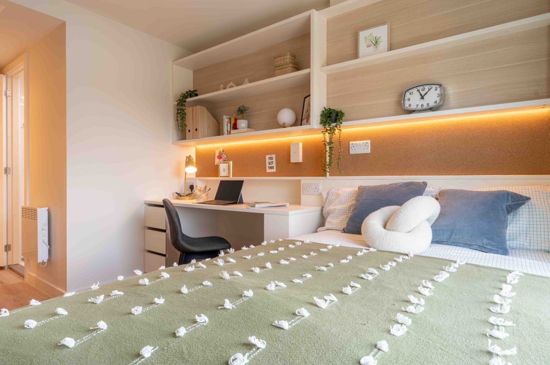 Copper En Suite Thumbnail
