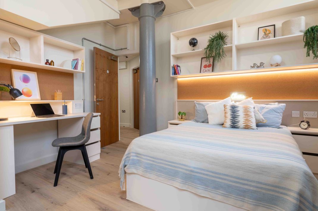 Silver 2 Bed Duplex Thumbnail
