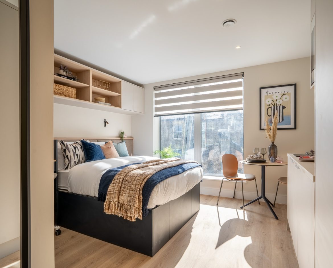 The Apiary Large Studio