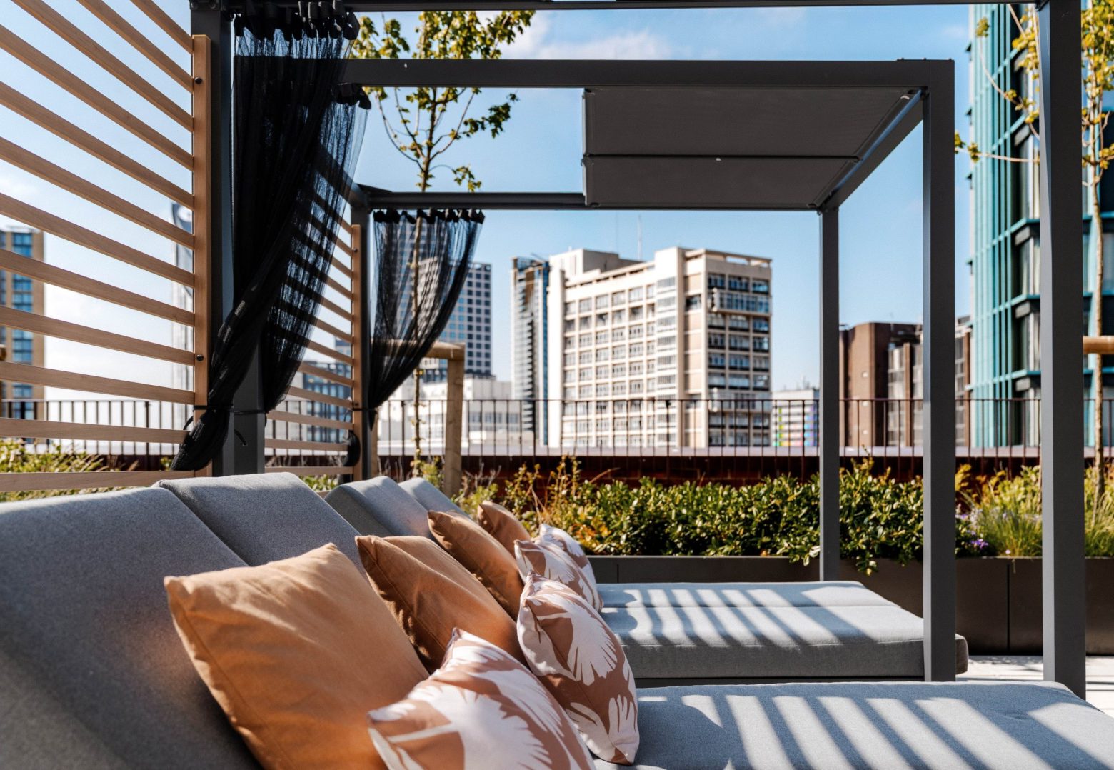 Stunning Roof Terrace with chair and balcony at YourTRIBE Elephant & Castle