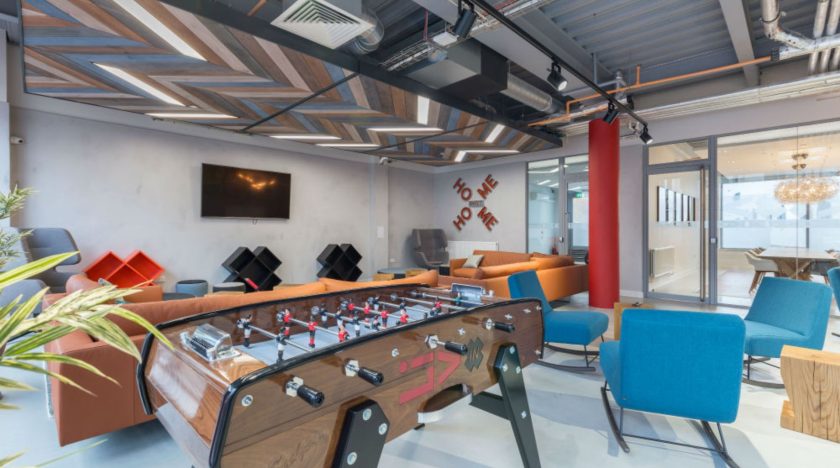 Games Area & Social Lounge