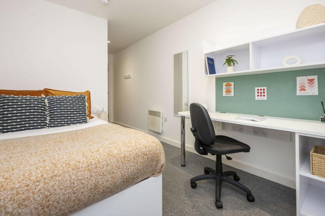 Standard En-suite Thumbnail