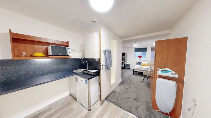 Private Living 
