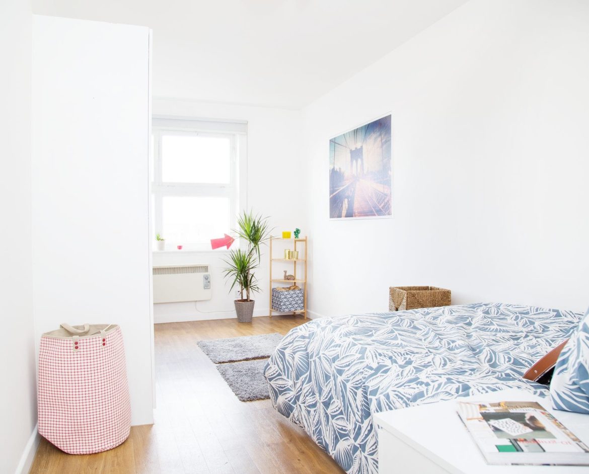 Fully Furnished Rooms