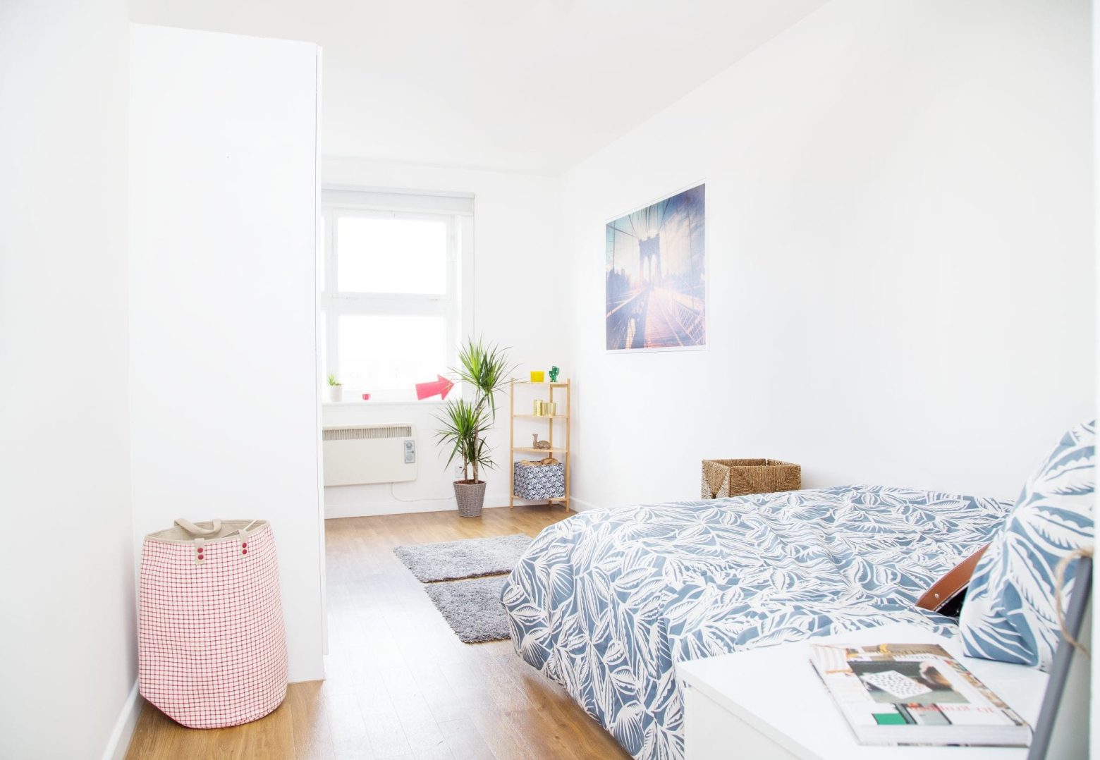 Fully Furnished Rooms