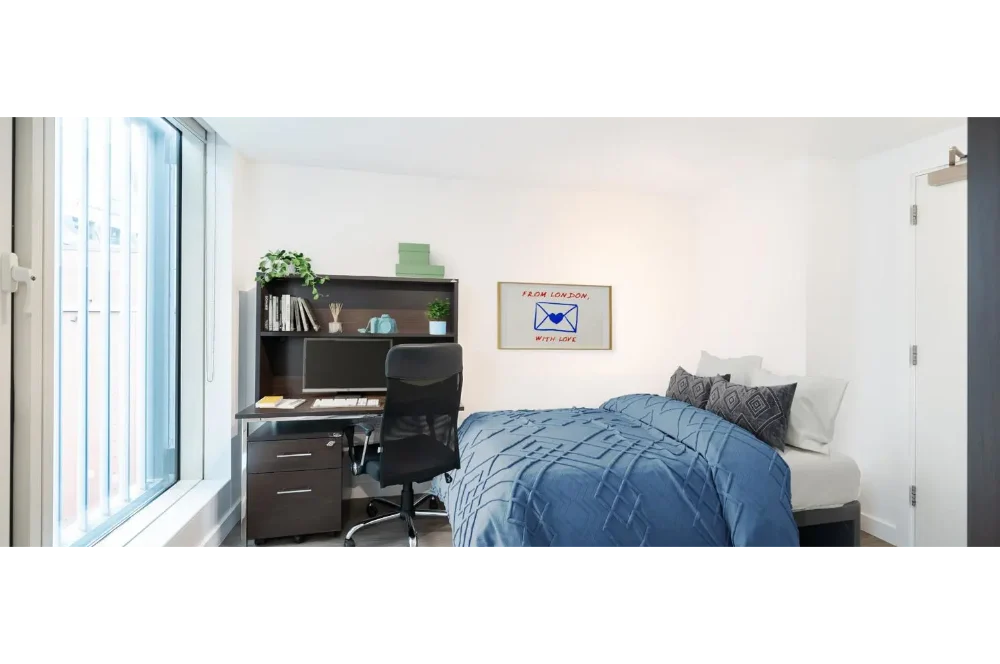 Gold Studio Thumbnail