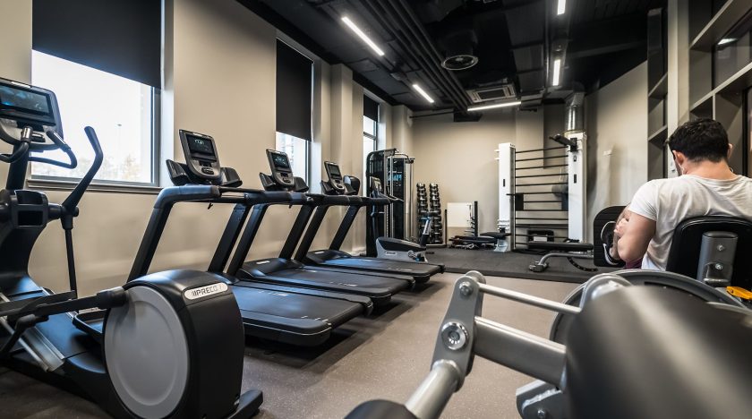 Room with gym at Scotway House