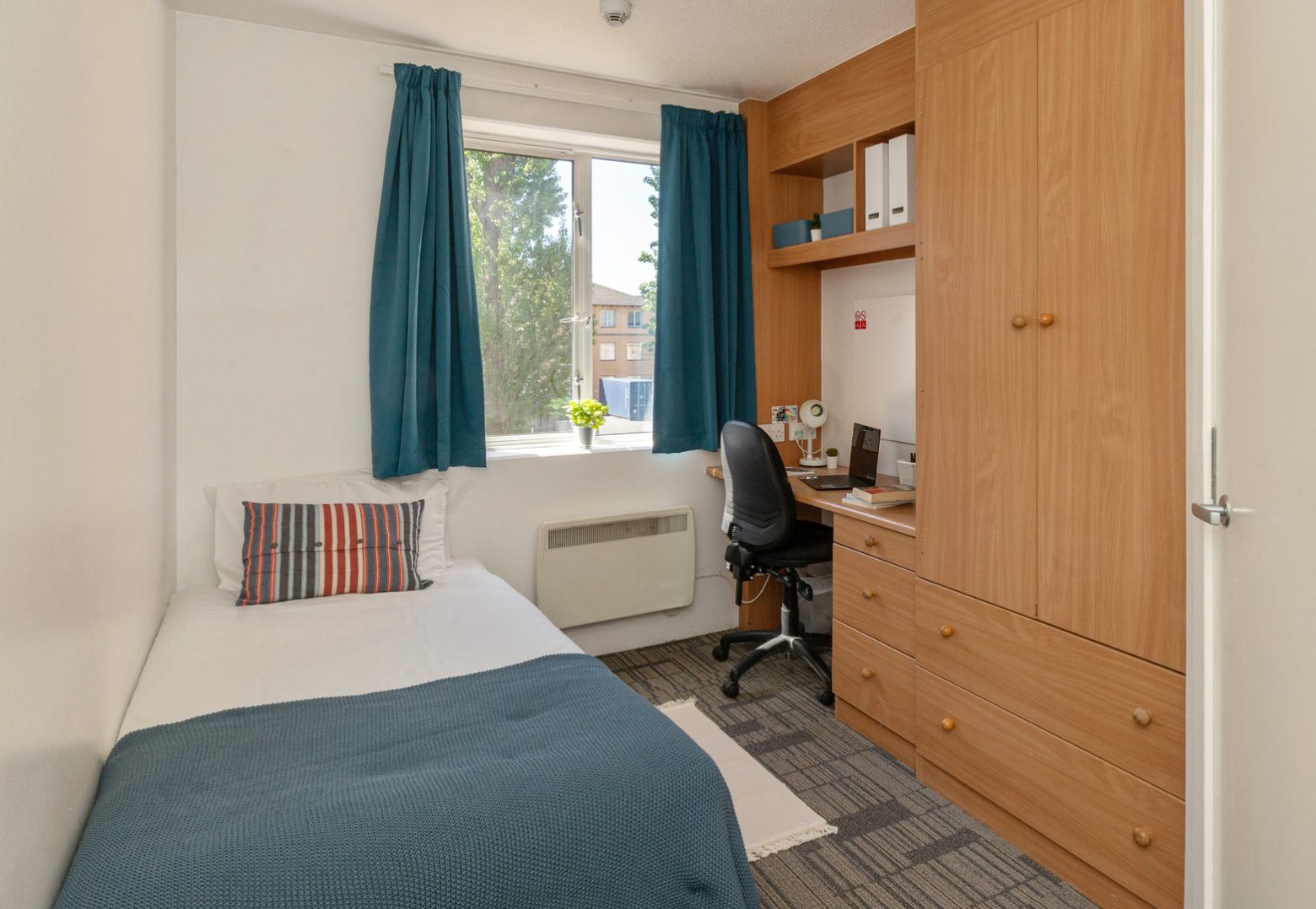 Platt Hall Ensuite Bedroom