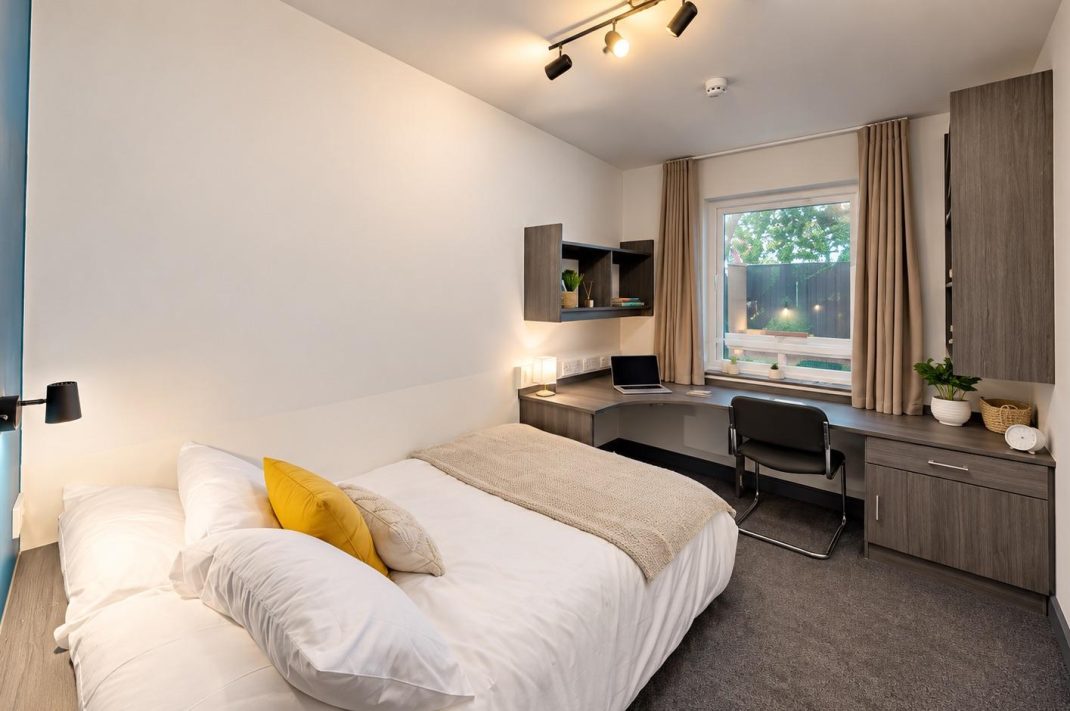Platinum Ensuite Thumbnail