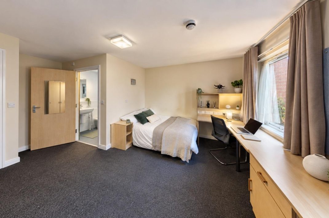 Deluxe Double Ensuite Thumbnail
